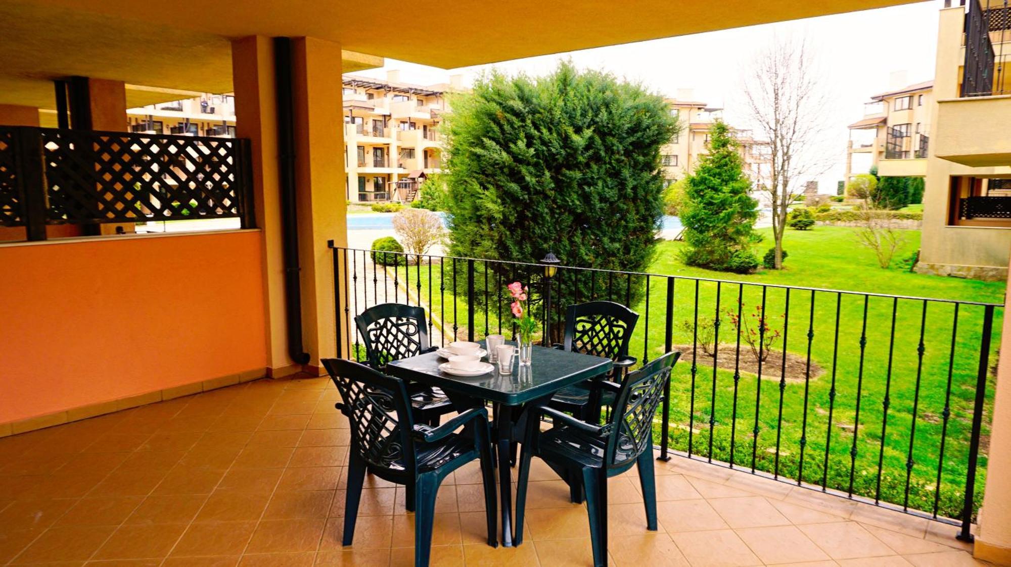 Hc Apartments Kaliakria Topola Phòng bức ảnh